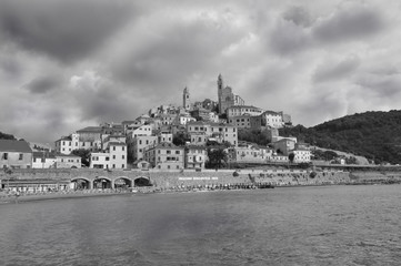 cervo visto dal mare