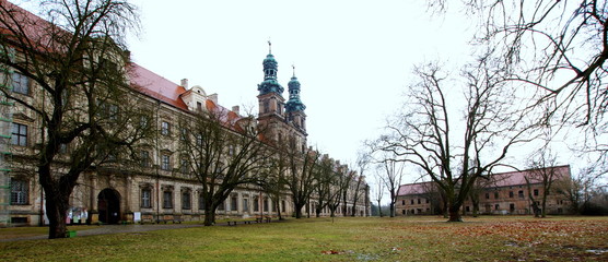 Opactwo Cystersów w Lubiążu © Konrad_elx