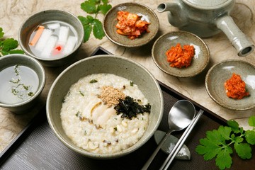  Jeonbok juk. Abalone Rice Porridge 