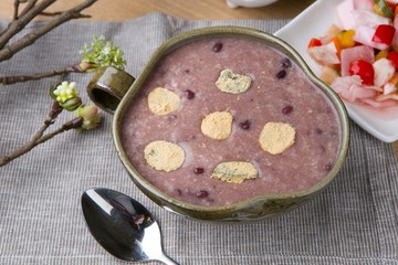 patjuk. Red Bean Porridge 