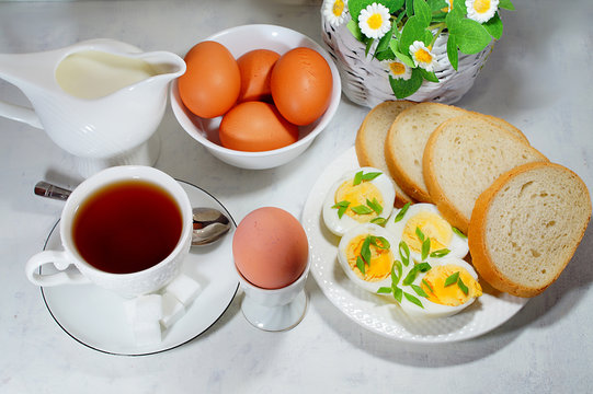 Easter- traditional Easter breakfast - Festive Easter table in white - soft focus, selective focus
