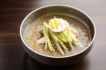 mul naengmyeon. korean style cold noodles