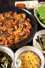 yache gopchang bokkeum. Stir-fried Beef Tripe with Vegetables.