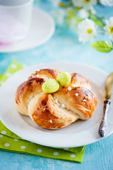 Frisches Hefezopf Gebäck zu Ostern 