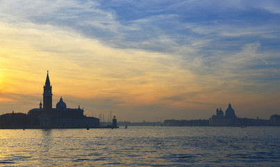 Fototapeta premium Sunset over Venice with mist