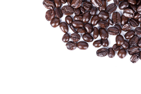 Coffee beans isoalted on white background
