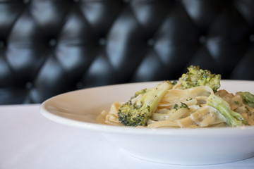 Fettuccine Alfredo 