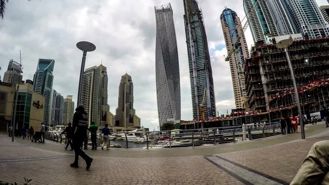  Timelapse of the cityscape at Dubai Marina(Cayan Tower), UAE
