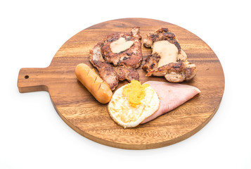mix grilled steak on wood plate