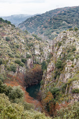 Fototapeta na wymiar Garganta del Río Boeza. Senda de los Canteros. El Bierzo.