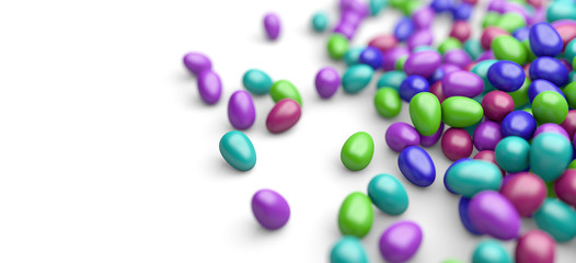 Viele Ostereier auf einem Haufen