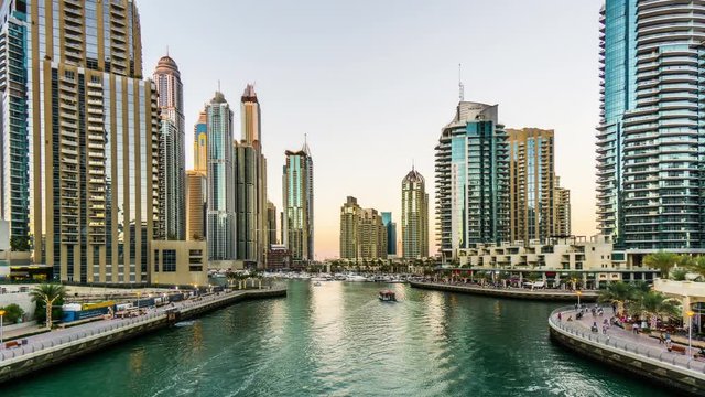 Walking along the Dubai Marina(Cayan Tower), UAE
