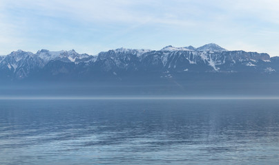 Fototapeta na wymiar Landscape view on lake Geneva