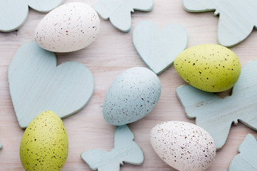 Fototapeta premium Easter and spring decoration, flowers and eggs.