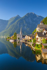 Fototapeta premium Postcard view of Hallstatt in summer, Salzkammergut, Austria