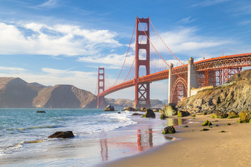 Golden Gate Bridge bij zonsondergang, San Francisco, Californië, VS