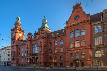 Fototapeta na wymiar Bürgerlicher Repräsentativbau: das Rathaus von Berlin-Pankow