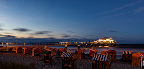 Es wird Nacht am Teehaus