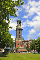Obraz premium St. Michael's Church, Michl in the Hanseatic City Hamburg, Germany, Europe