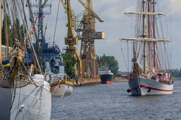 SAILING SHIPS, SHIP, WARSHIP - Feast Days of the Sea in Szczecin   © Wojciech Wrzesień