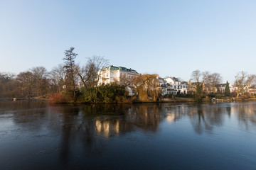 Fototapeta na wymiar Alsterkanal im Winter