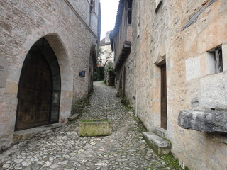 石畳の坂道 -フランス　サン・シル・ラポピー-