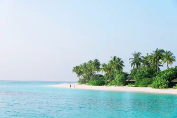 Photo sur Plexiglas Plage tropicale beautiful tranquil beach in blue sunny sky