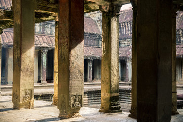 Fototapeta na wymiar Inside Angkor Wat Temple