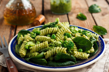 pasta with green sauce