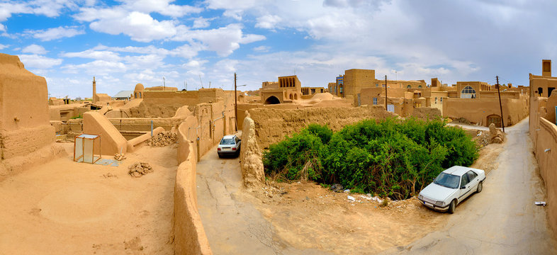  old pise-walled Iranian village