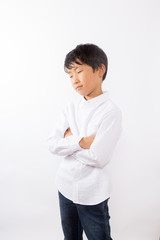 考える少年