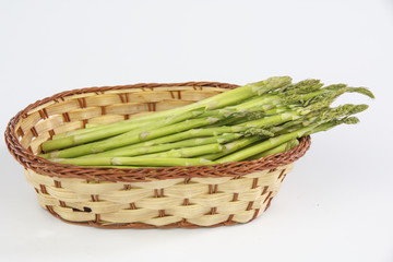 Obraz premium asparagus isolated on white background