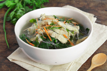 chicken soup with ivy gourd and vermicelli