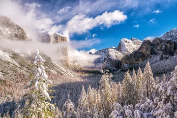 Wandcirkels aluminium Yosemite National Park in winter © f11photo