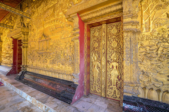 Details shot of Laos's art at Wat Mai in Luang Pra bang