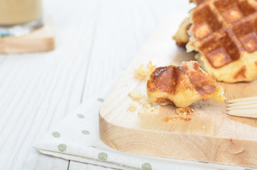 Waffle.