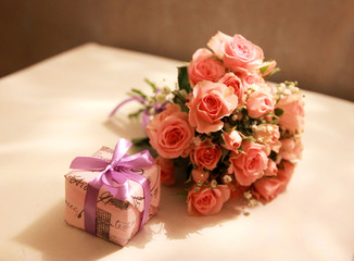 Bouquet of pink roses and a surprise