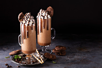 Chocolate frappe with cookies