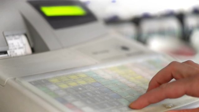 Hand operating money register