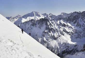 Fototapeta na wymiar Chatka w górach