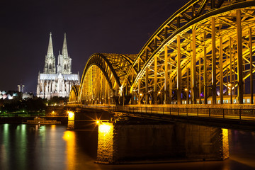 Köln bei Nacht