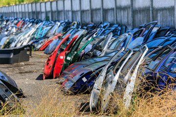 Many car doors for aftermarket.