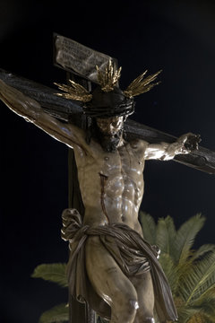 Jesús muerto en la cruz, semana santa de Sevilla, hermandad del Calvario