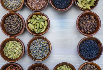 Spices in Bowls with Two Spaces