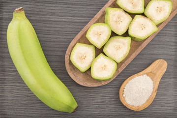 Green plantain flour (Musa paradisiaca)