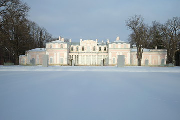 Naklejka premium Chinese palace of Catherine II in the cloudy February afternoon. Oranienbaum. Russia
