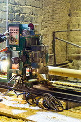 The machine for processing logs. Operating controls the process