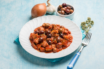tuna with tomato black olives and oregano, traditional sicily recipe