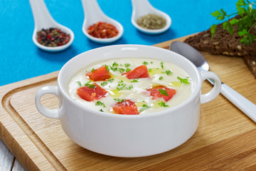 Smoked salmon and cream cheese soup