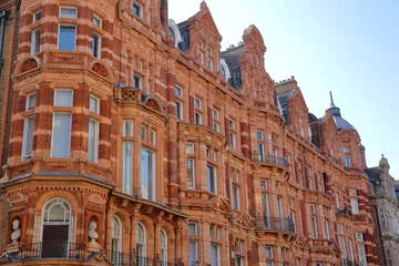 Deurstickers LONDON, UK: Red brick Victorian houses facades in Mount Street (borough of Westminster) © Christophe Cappelli